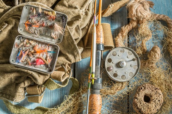 Les outils et équipements essentiels pour une journée de pêche réussie